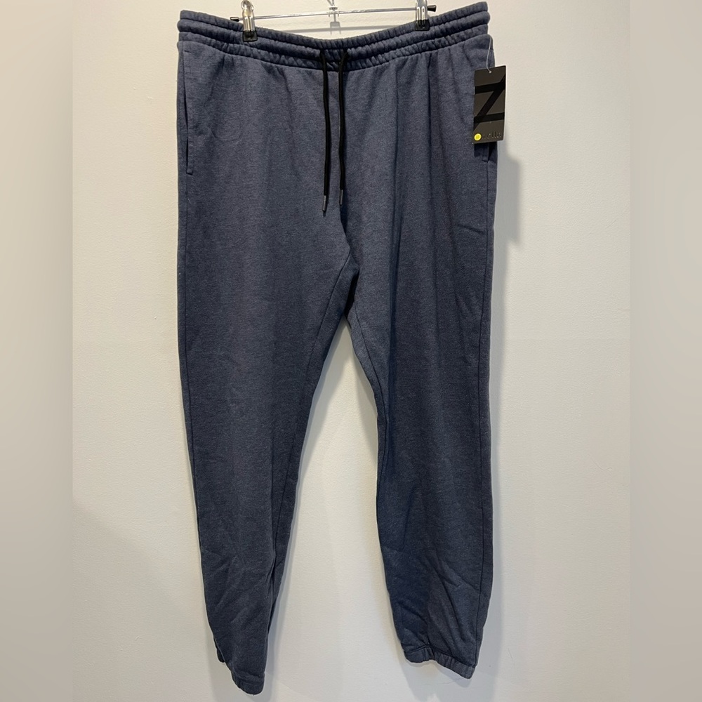 Mens NWT Zella sweat pants - Size XL - light blue men’s sweats